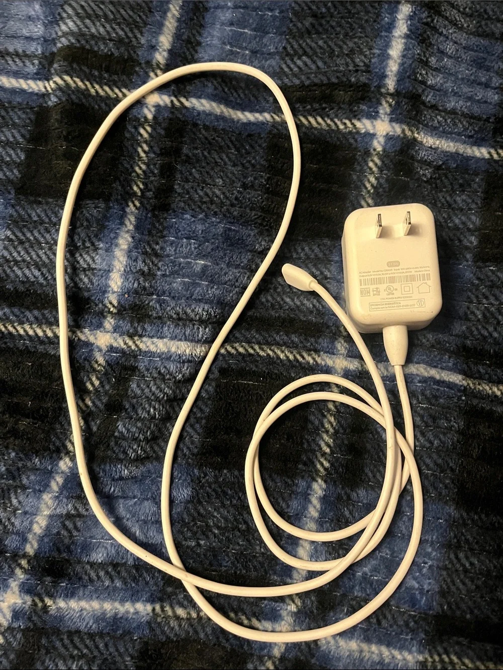 eero USB 27.0 W charger